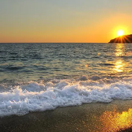 Cristina 3* Diamante