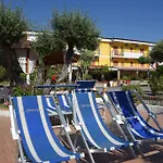Hotel Cristina Diamante