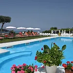 Hotel Cristina 3*