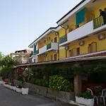 Hotel Cristina Diamante
