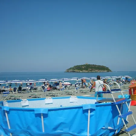 Hotel Cristina 3*