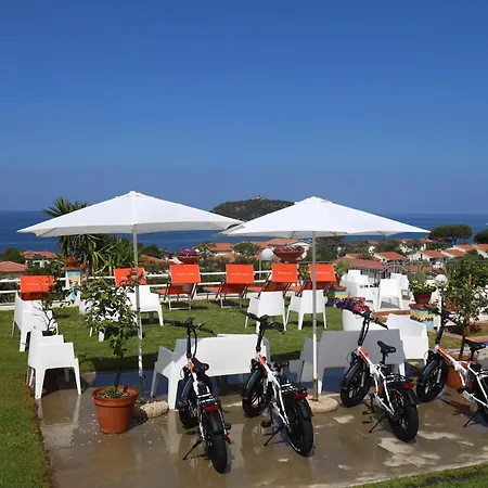 Cristina Hotel 3*