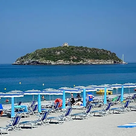 Cristina 3* דיאמנטה