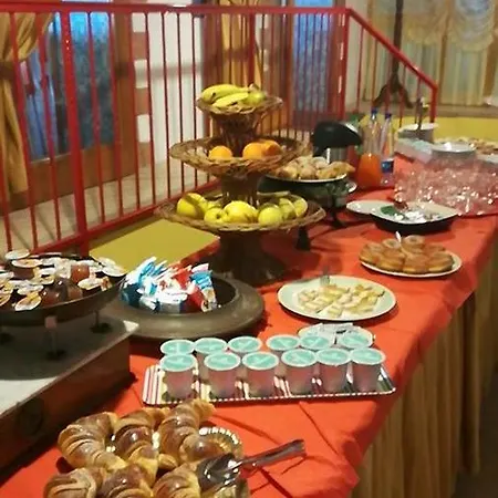 Cristina Hotel