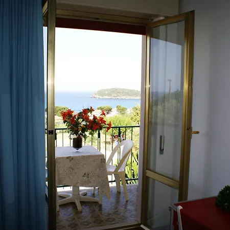 Hotel Cristina 3*
