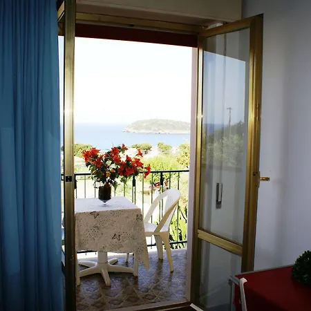 Hotel Cristina 3*