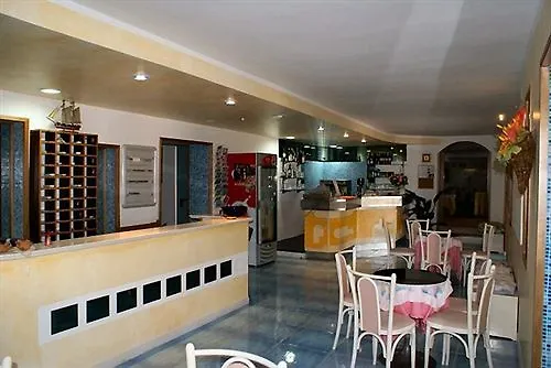 Cristina Otel Diamante